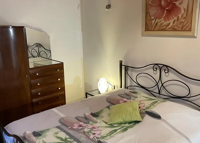 La Maison De Georgette Hébergement de vacances Versols-et-Lapeyre