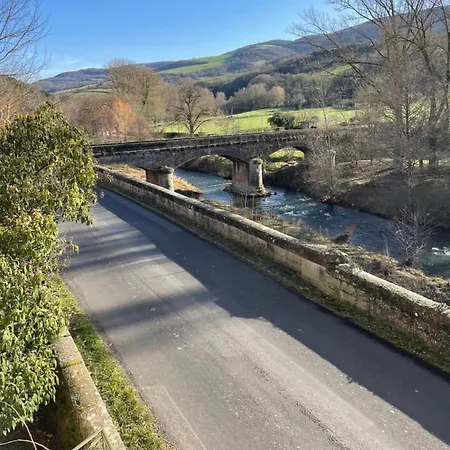 La Maison De Georgette Feriehus Versols-et-Lapeyre