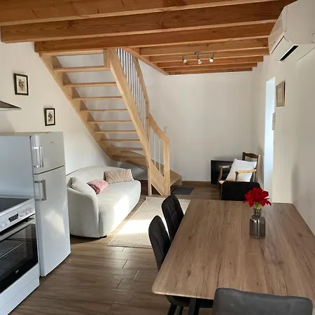 La Maison De Georgette Feriehus *